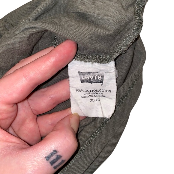 Levi’s Olive Green Short Sleeve Polo Shirt - Picture 7 of 8